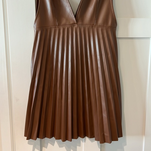 NWT Zara Faux Leather Pinafore Mini Dress - Picture 7 of 11